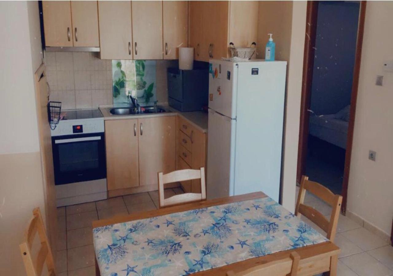 Blue Apartment Nea Iraklitsa